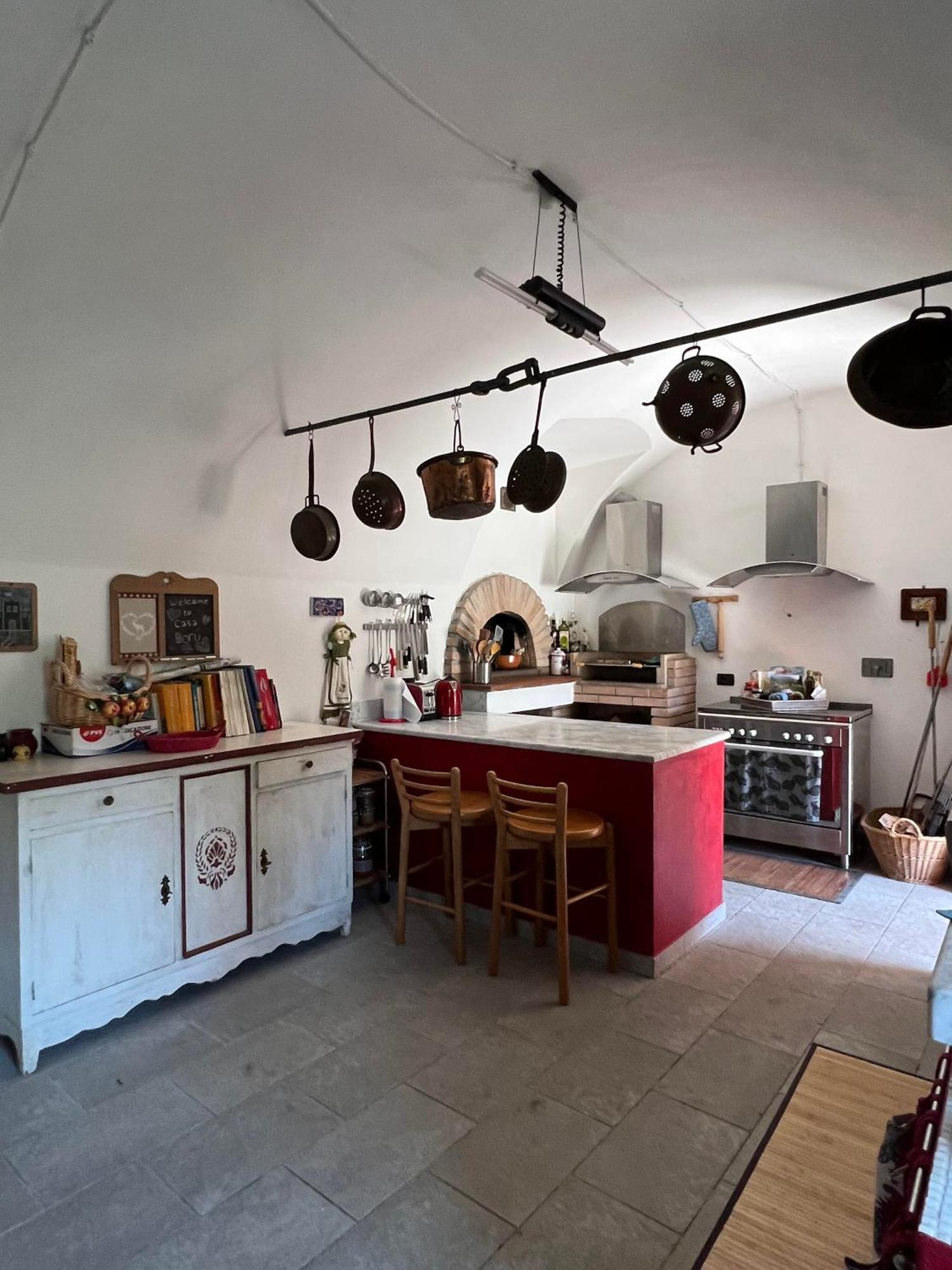 Casa Boru - A Beautiful Fully Restored Spacious House With Fantastic Views Calice al Cornoviglio Buitenkant foto