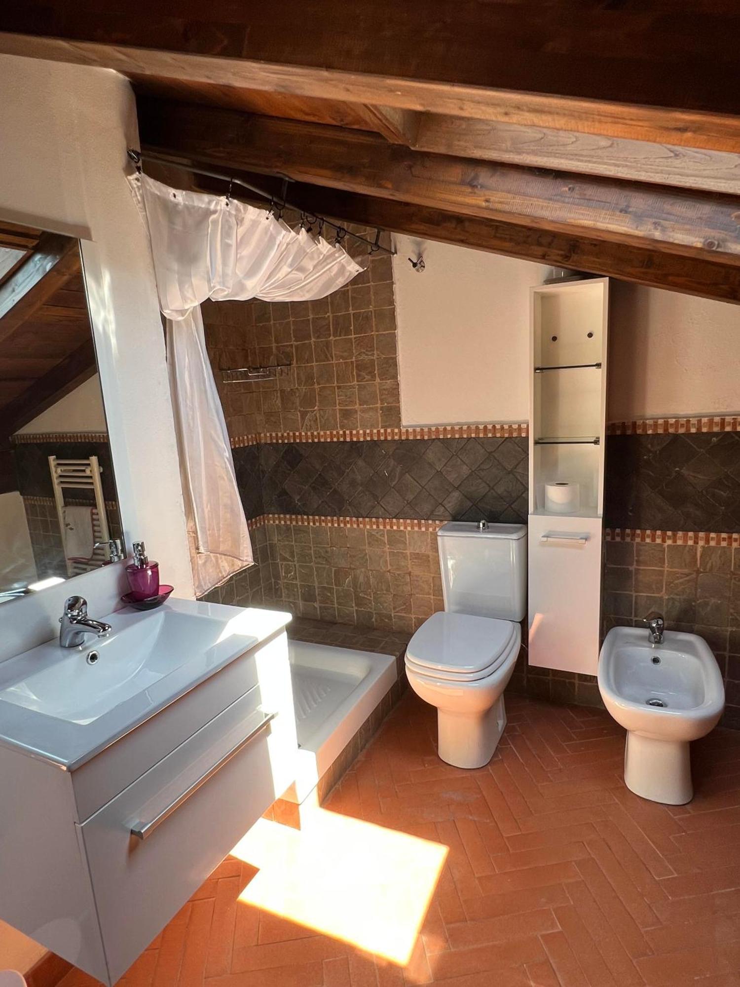 Casa Boru - A Beautiful Fully Restored Spacious House With Fantastic Views Calice al Cornoviglio Buitenkant foto