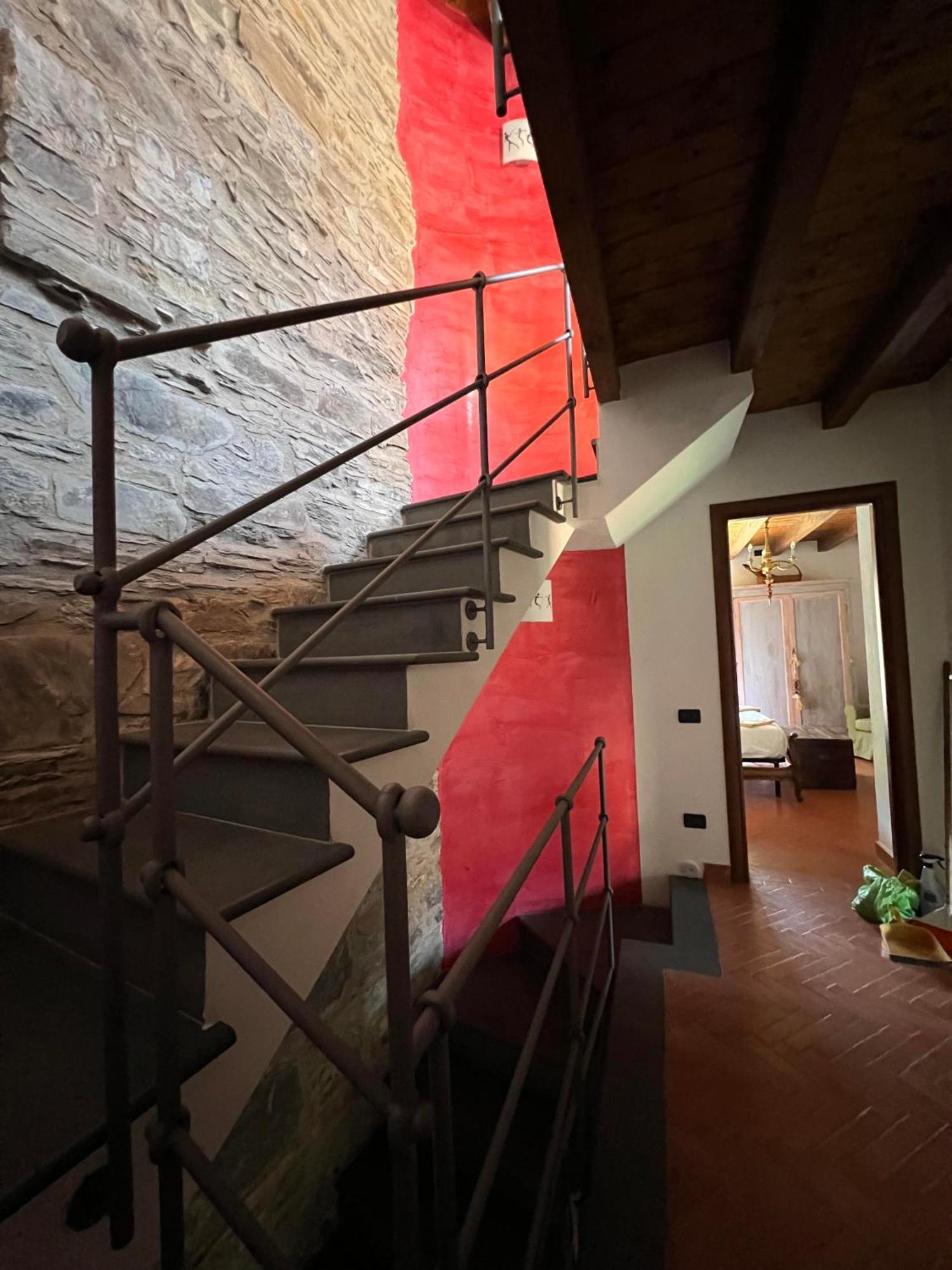Casa Boru - A Beautiful Fully Restored Spacious House With Fantastic Views Calice al Cornoviglio Buitenkant foto